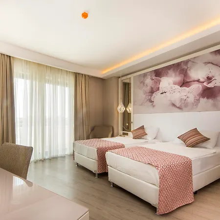 Diamond Premium & - Ultra Hotell Side