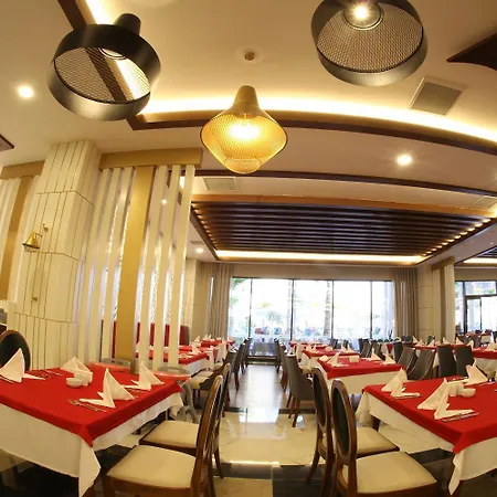 Hotell Diamond Premium & - Ultra