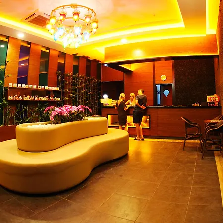 Diamond Premium & - Ultra Hotell 5*