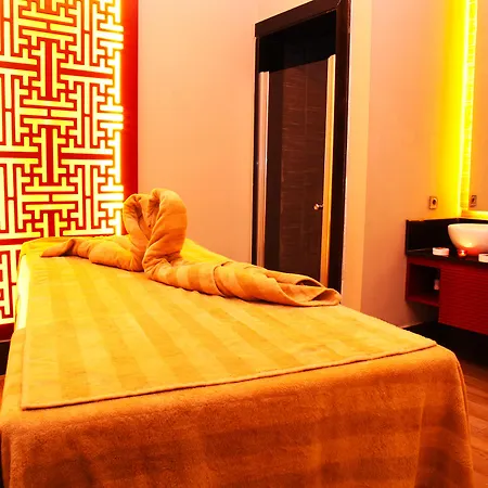Diamond Premium & - Ultra Hotell