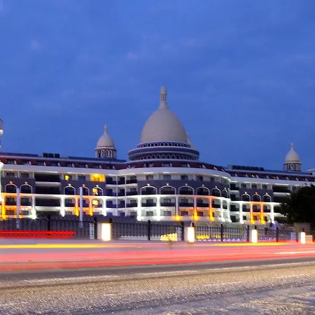 Diamond Premium & - Ultra Hotell