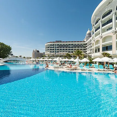 Diamond Premium & - Ultra Hotell Side